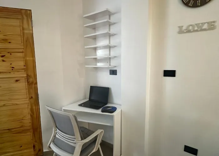 Apartment Hero House *