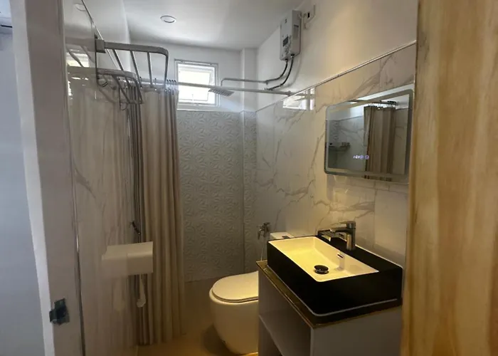 Hero House Pooc